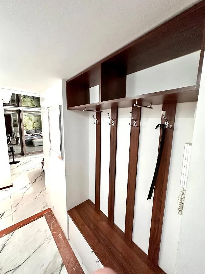 Apartament Lustrzany Centrum Warsaw Apartment